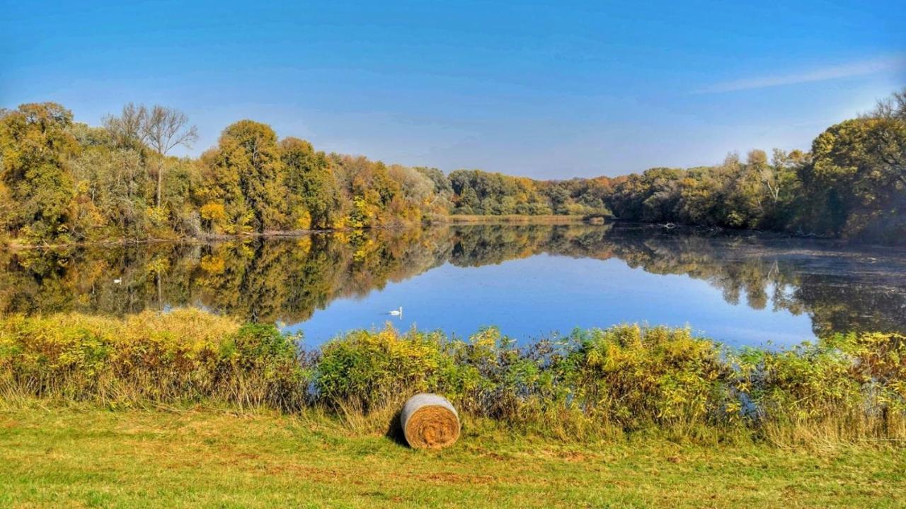 Oeko Kemping Es Glamping Tiszadada Buitenkant foto